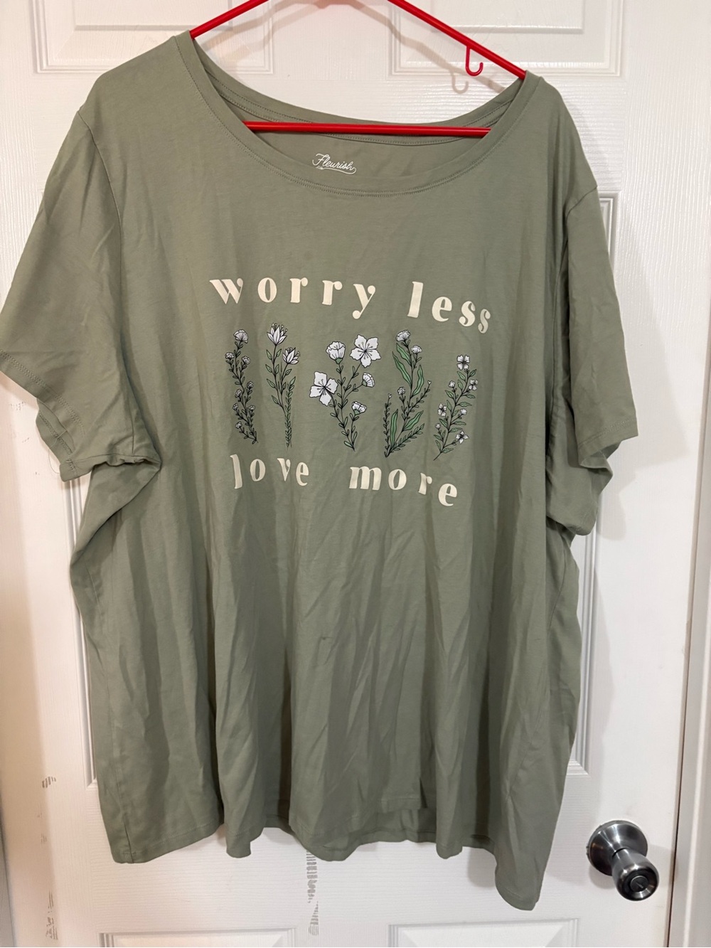 Fleurish sage green t shirt ladies 4x saying on front flowers SS